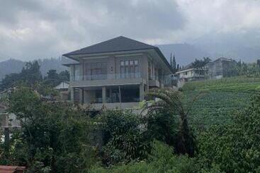 فندق Wisma Harjuna