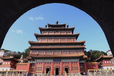Lavande Hotel Chengde Mountain Resort Railway Station