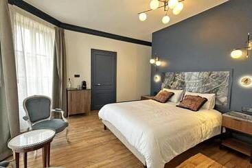 住宿加早餐  Le Manoir Des Perrieres