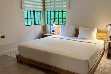 هتل Hadco Experiences At Asa Wright Nature Centre