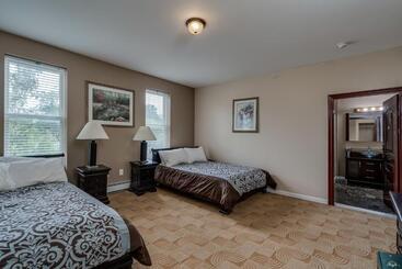 בית מלון כפרי The Roxy Cape Vincent