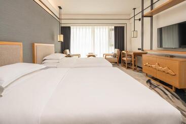 ホテル Yue Xin Yuan Spa Resort