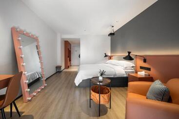 路客hotels广州新白云国际机场空港店