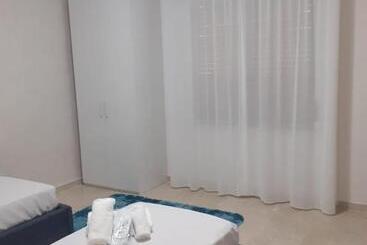 Lovely Bianco   Rooms & Apartment