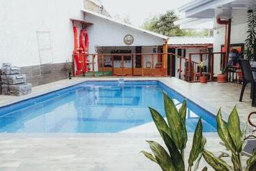 膳宿费 Casa Hotel Hostal Del Cafe