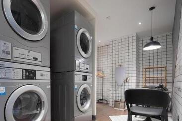 Atour Hotel Taiyuan Inner Ring