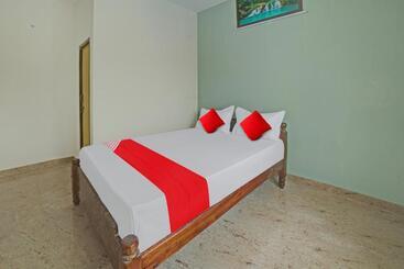 Flagship Hotel Sln Residency