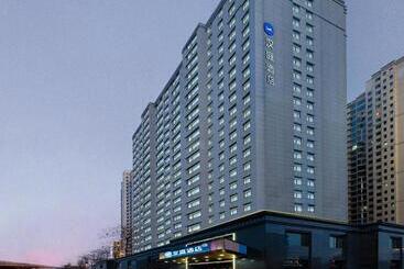 Hanting Hotel Taiyuan South Middle Ring High Speed Railway Station