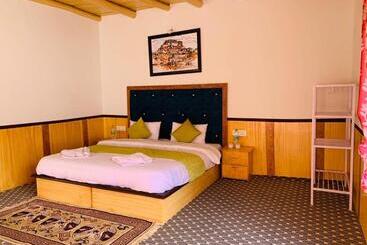 Hotel B2 Resort