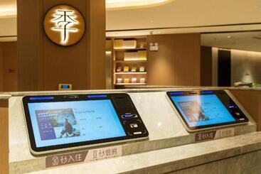 Ji Hotel Zhuhai Gaolan Port