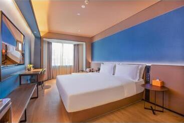 Orange Hotel Guangzhou Ouzhuang Metro Station