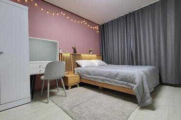 פנסיון Goseong Deulggot Stay Private House