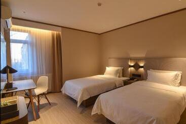 Hanting Hotel Beijing Huangcun Qingyuan North Road