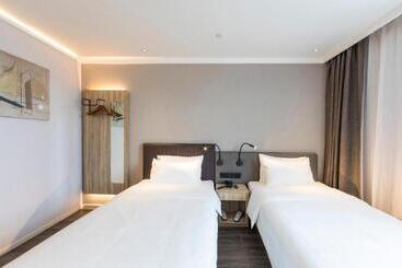 Hanting Hotel Huai An Beijing Road