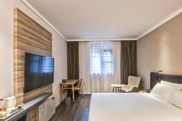 Hanting Hotel Jiaxing South Lake Wanda Plaza