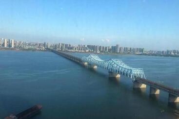 Hanting Hotel Nanchang West Railway Station National Sports Center