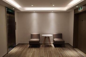 Hanting Hotel Nanjing Fuqiao Metro Station Weilaicheng