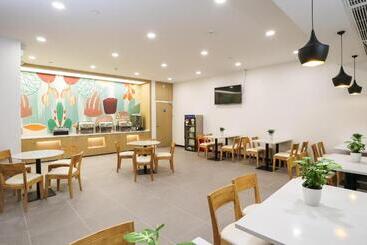 Hanting Hotel Nanjing Qiaobei Jinsheng International Home Furnishing