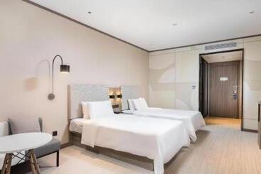 Hanting Hotel Nantong Gongnong North Road