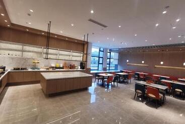 Hanting Hotel Qingdao Development Zone Zhongtie World Expo City