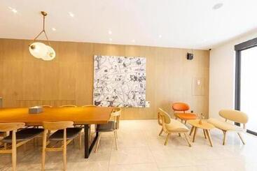 Hanting Premium Hotel Jilin Tianjin Street