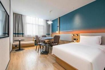 Nihao Hotel Macheng North Railway Station Commerce And Trade City