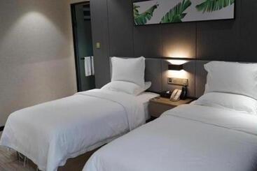 Oly Hotel Huairen City Dianxin Dalou