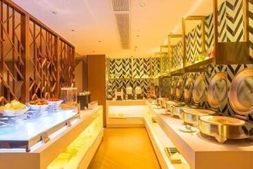 Borrman Hotel Zhanjiang Wuchuan Jinsha Plaza