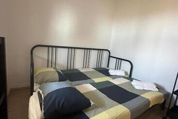 מלון דירות Golden Club Resort   Apart