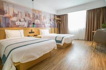 هتل City Comfort Inn Dali High Speed Railway Station Erhai Park