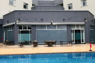 בית מלון כפרי Golden Tulip Ibadan