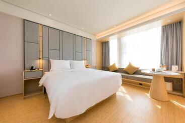 Ji Hotel Nanjing Ruanjian Avenue Metro Station