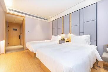 Ji Hotel Nanjing Zhujiang Road Beimen Bridge