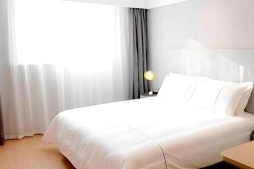 Magnotel Hotel Xuzhou Xinxin Yurun Plaza Zhongwu Road