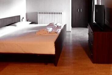 بنسيون Baita Solaria