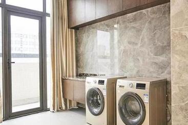 Poltton International Service Apartment Hotel Zhanjiang Dingsheng Plaza Zhanchuan Middle Avenue