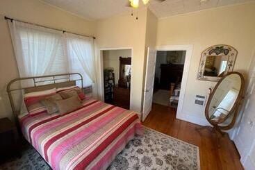 호텔 Carriage Inn Bandera Suite 2