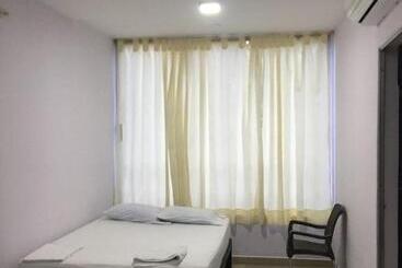 هتل Confort Plaza