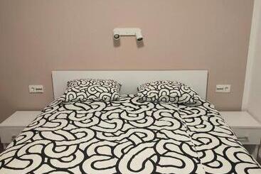 هتل Tilka`s House