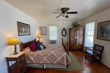 펜션 Carriage Inn   Cottage