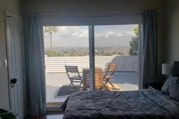 ペンション Private Room And Bath   Amazing City Views