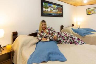 هتل Chalet Alto Bonito