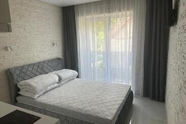 پانسیون Lt11 777 Edition