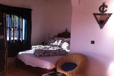 بنسيون Room In Guest Room Room In Villa Lair De La Mer