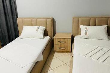 פנסיון Villa Aristoteli