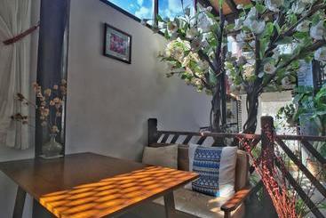 هتل Heshun Xinyue Boutique Inn