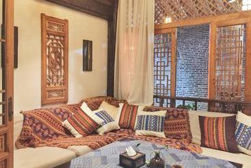 هتل Heshun Xinyue Boutique Inn