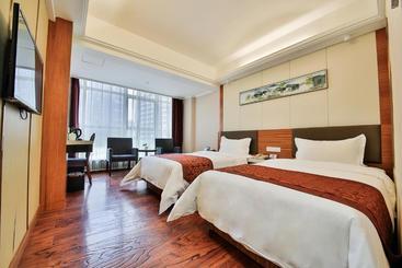 Hongyang Hotel Shenzhen North Railway Station