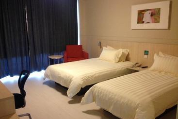 هتل Jinjiang Inn Hohhot South Xing An Road