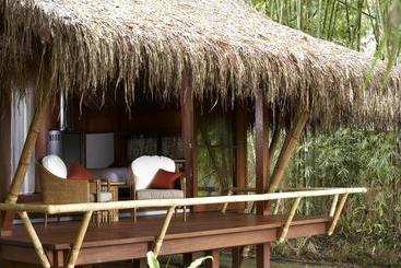 هتل Malikha Lodge